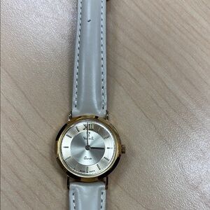 VicencE 18k Gold Ladies Watch with tan band